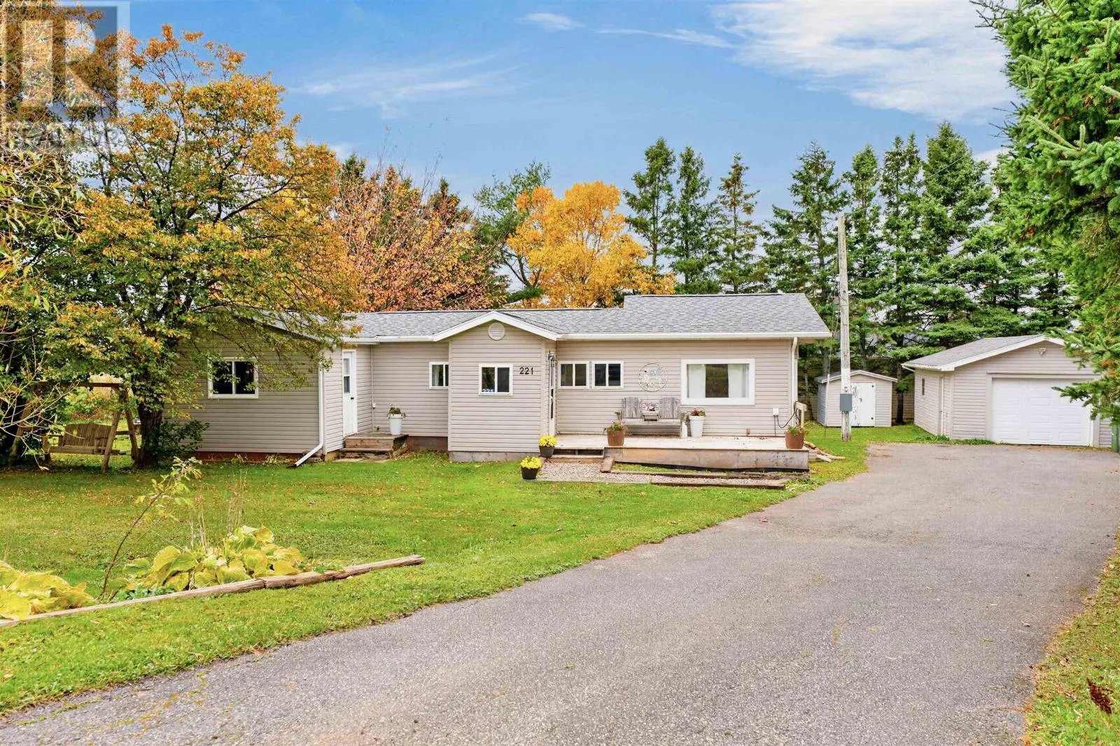 221 Mount Herbert Road