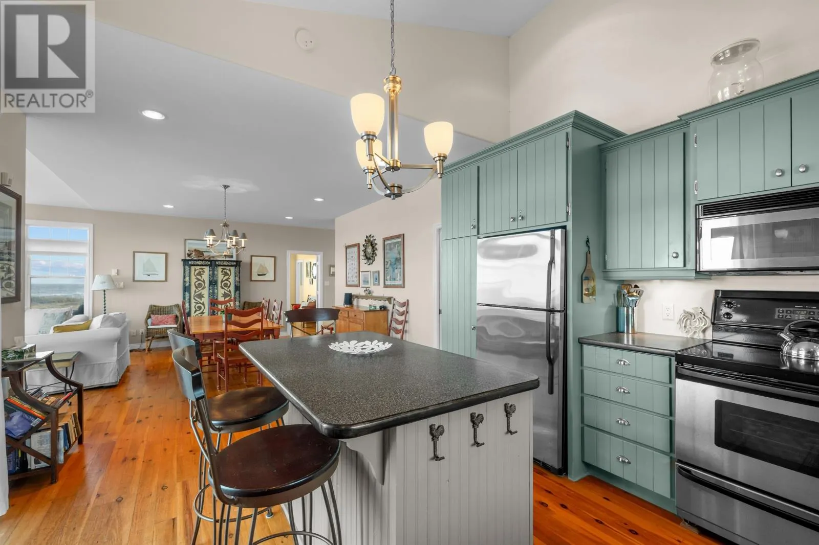 13 Lot of Five Avenue