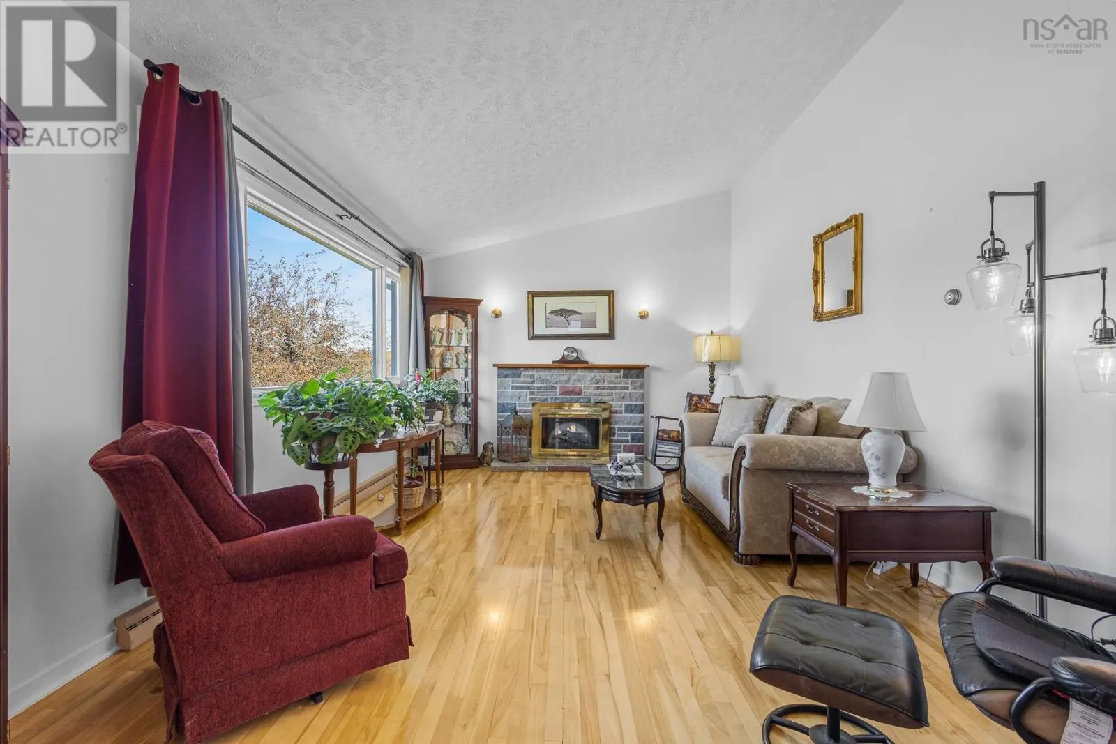 21 Laurie Drive