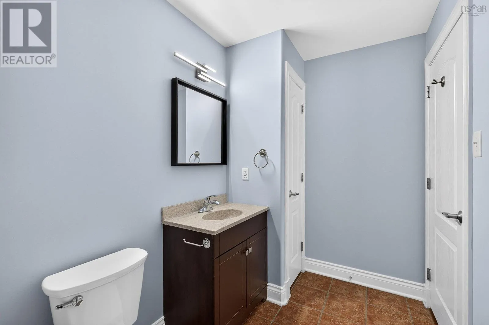205- 94 Bedros Lane