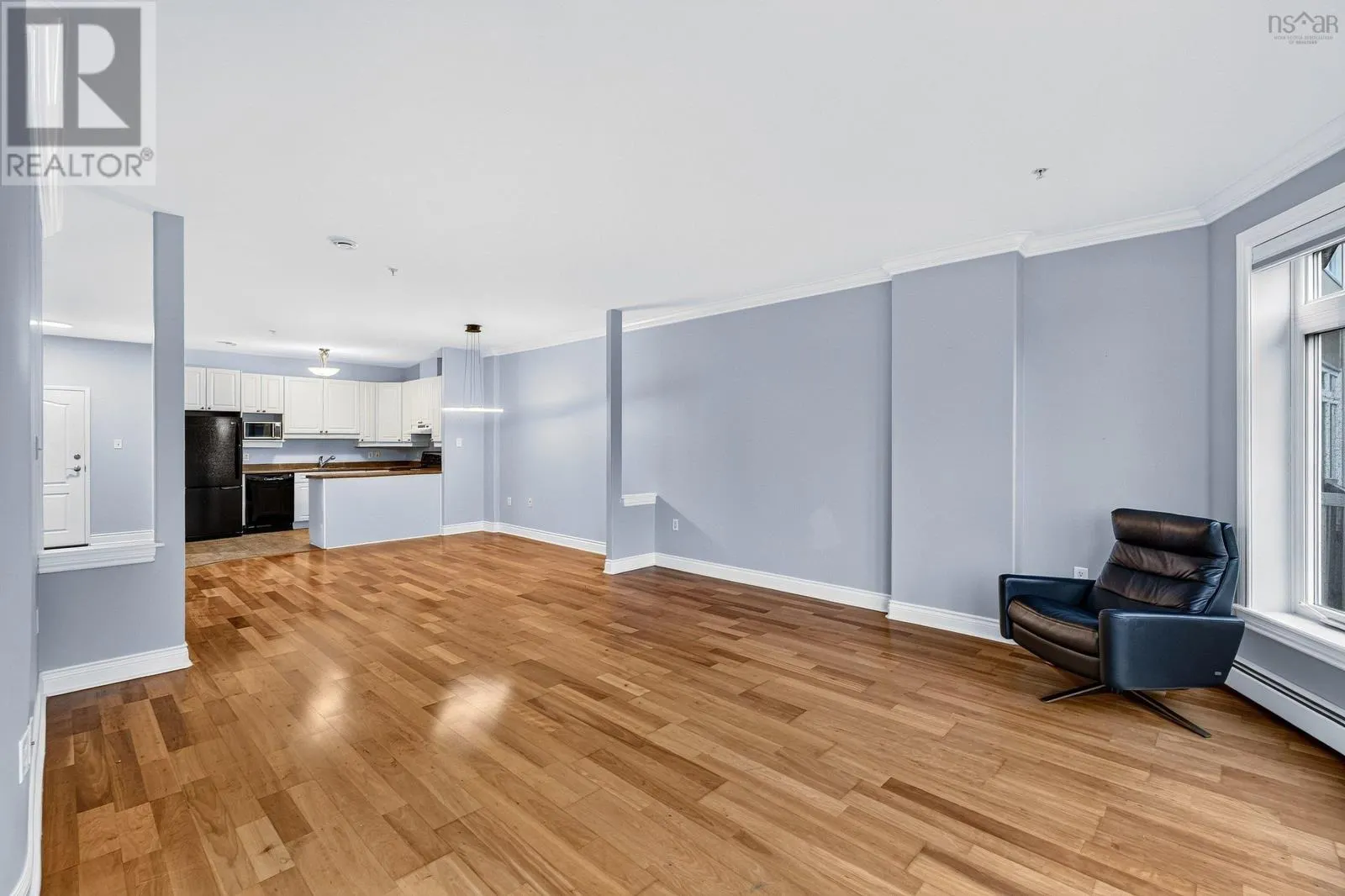 205- 94 Bedros Lane