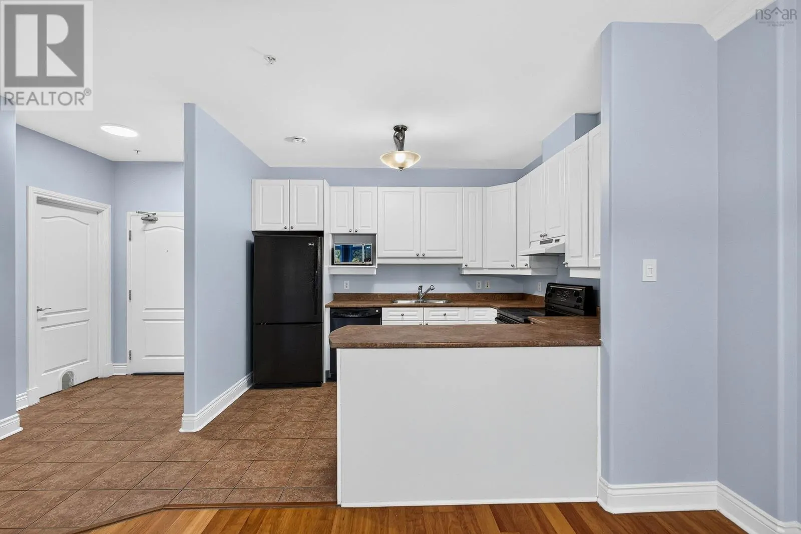 205- 94 Bedros Lane