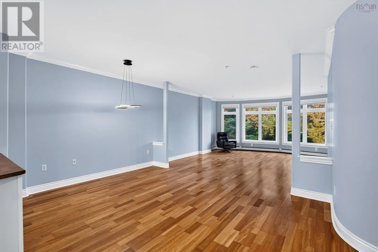 205- 94 Bedros Lane