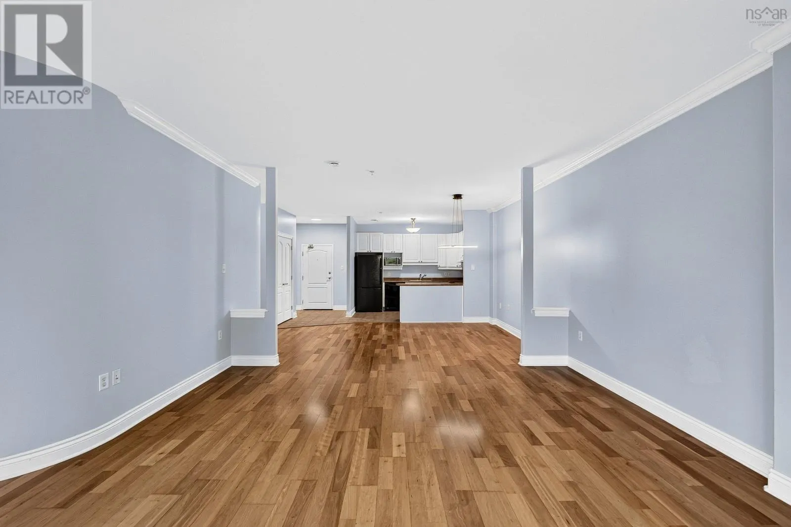 205- 94 Bedros Lane