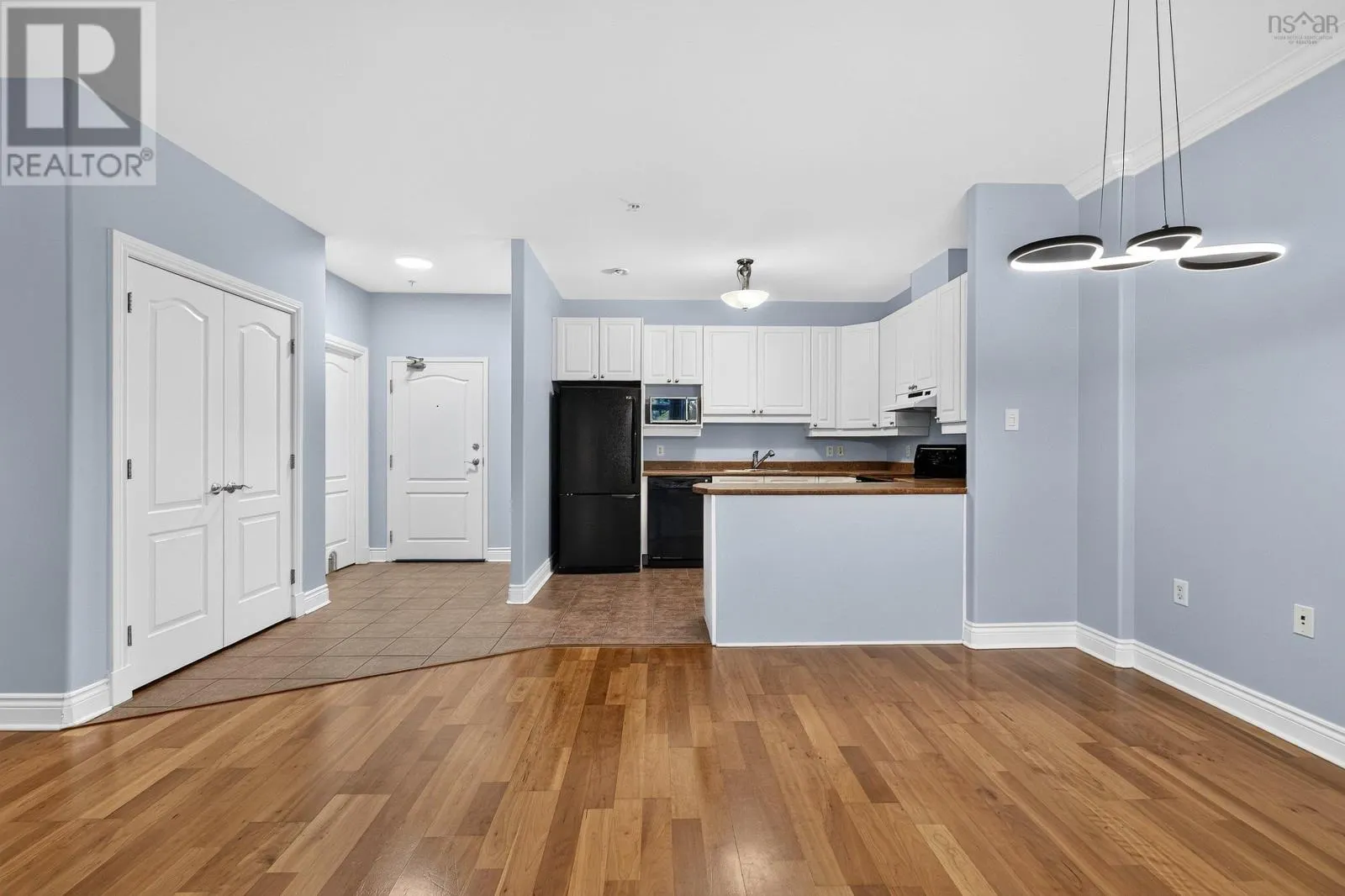 205- 94 Bedros Lane
