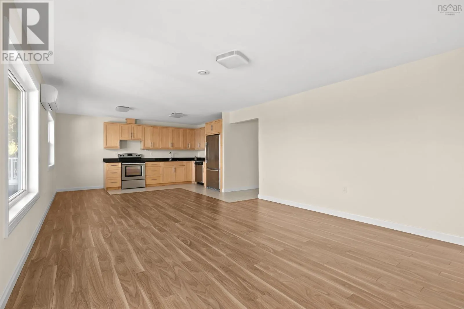 1 440 Upper Blandford Road