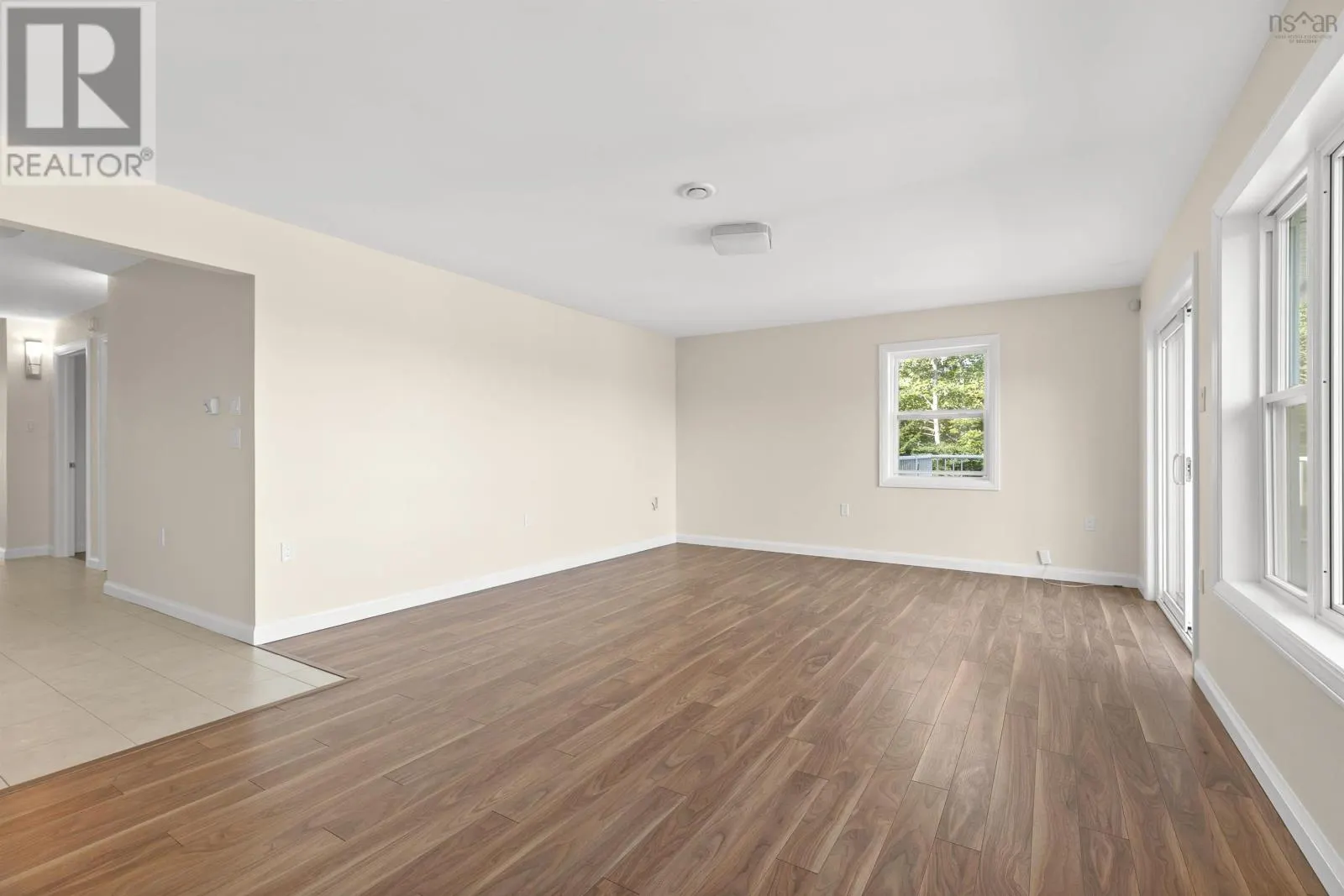 1 440 Upper Blandford Road