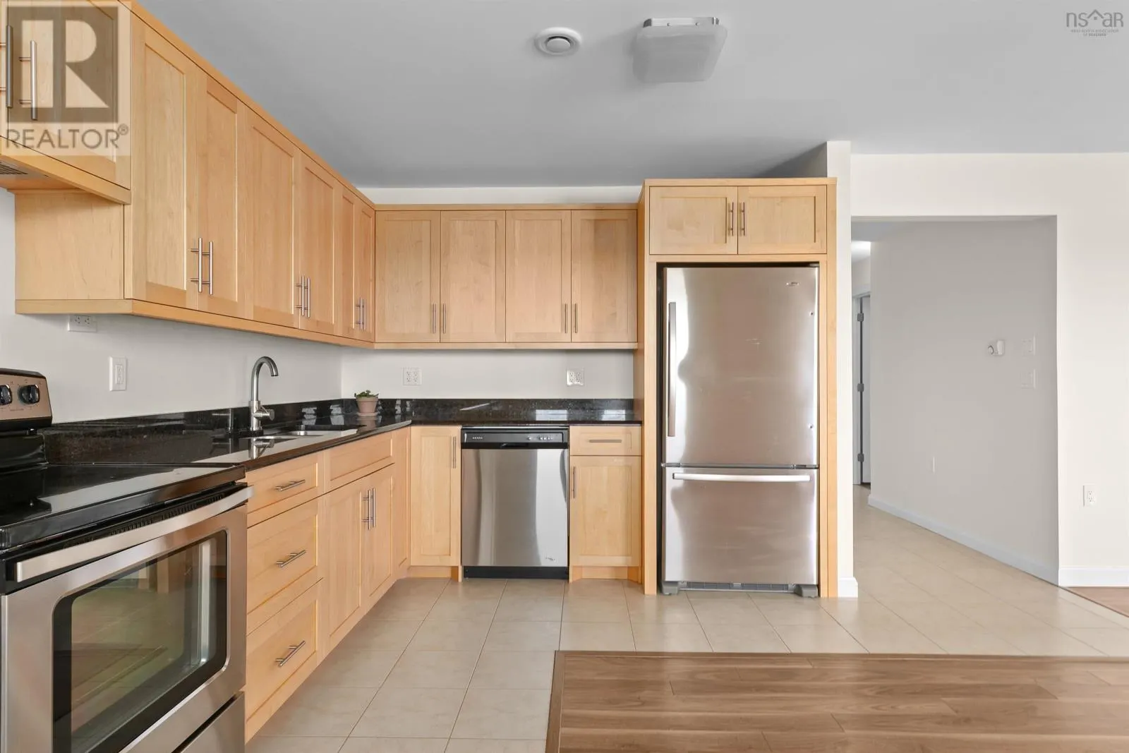 1 440 Upper Blandford Road