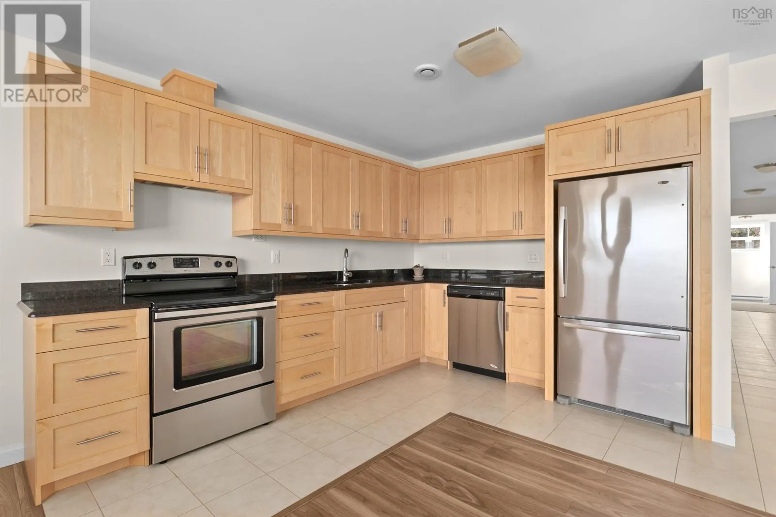 1 440 Upper Blandford Road