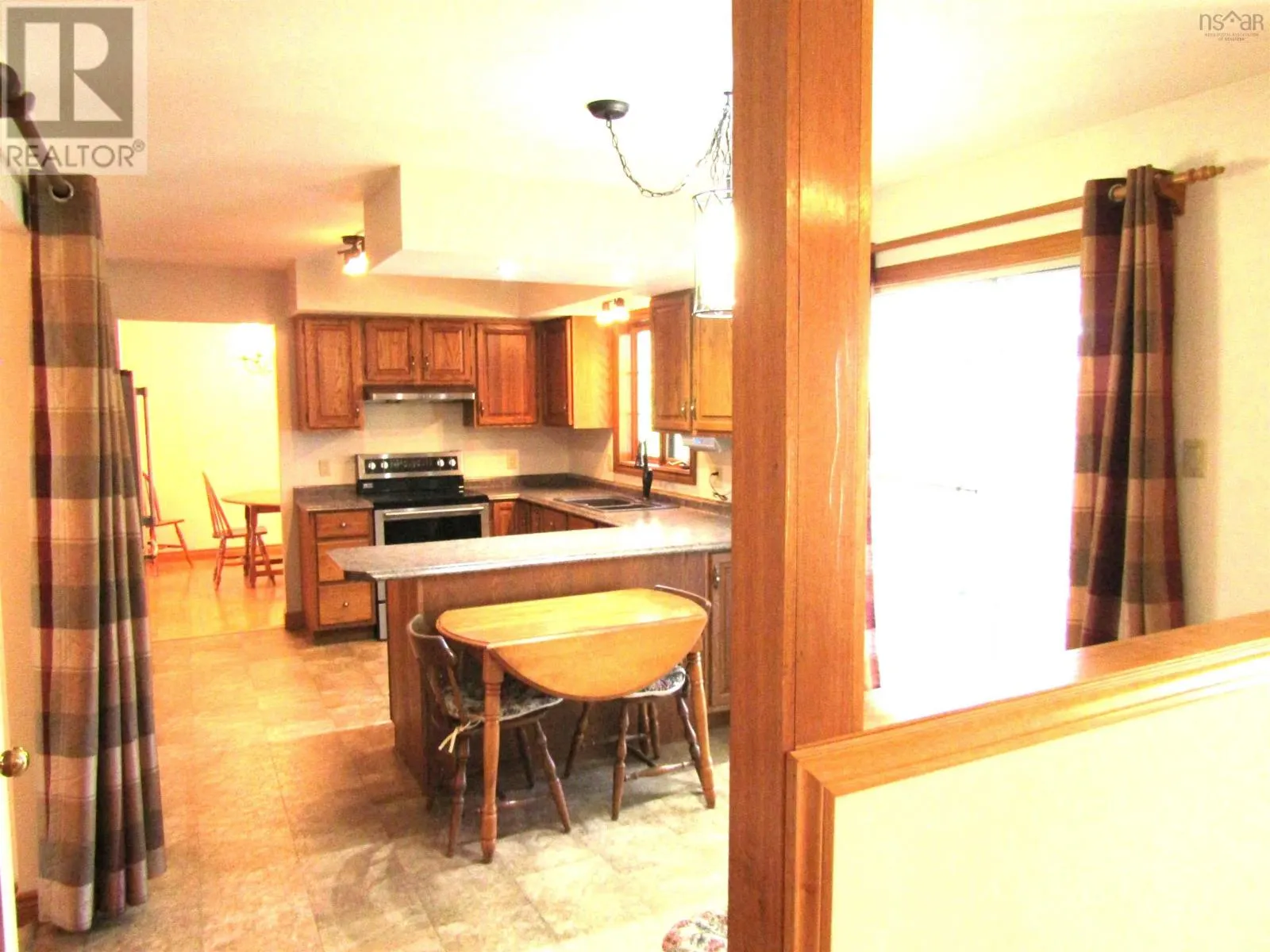 10 Amberwood Court