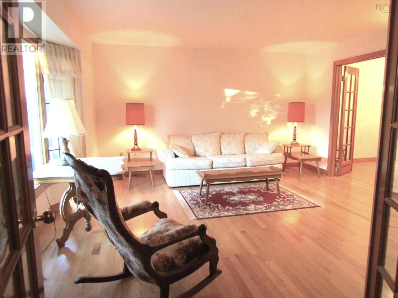 10 Amberwood Court