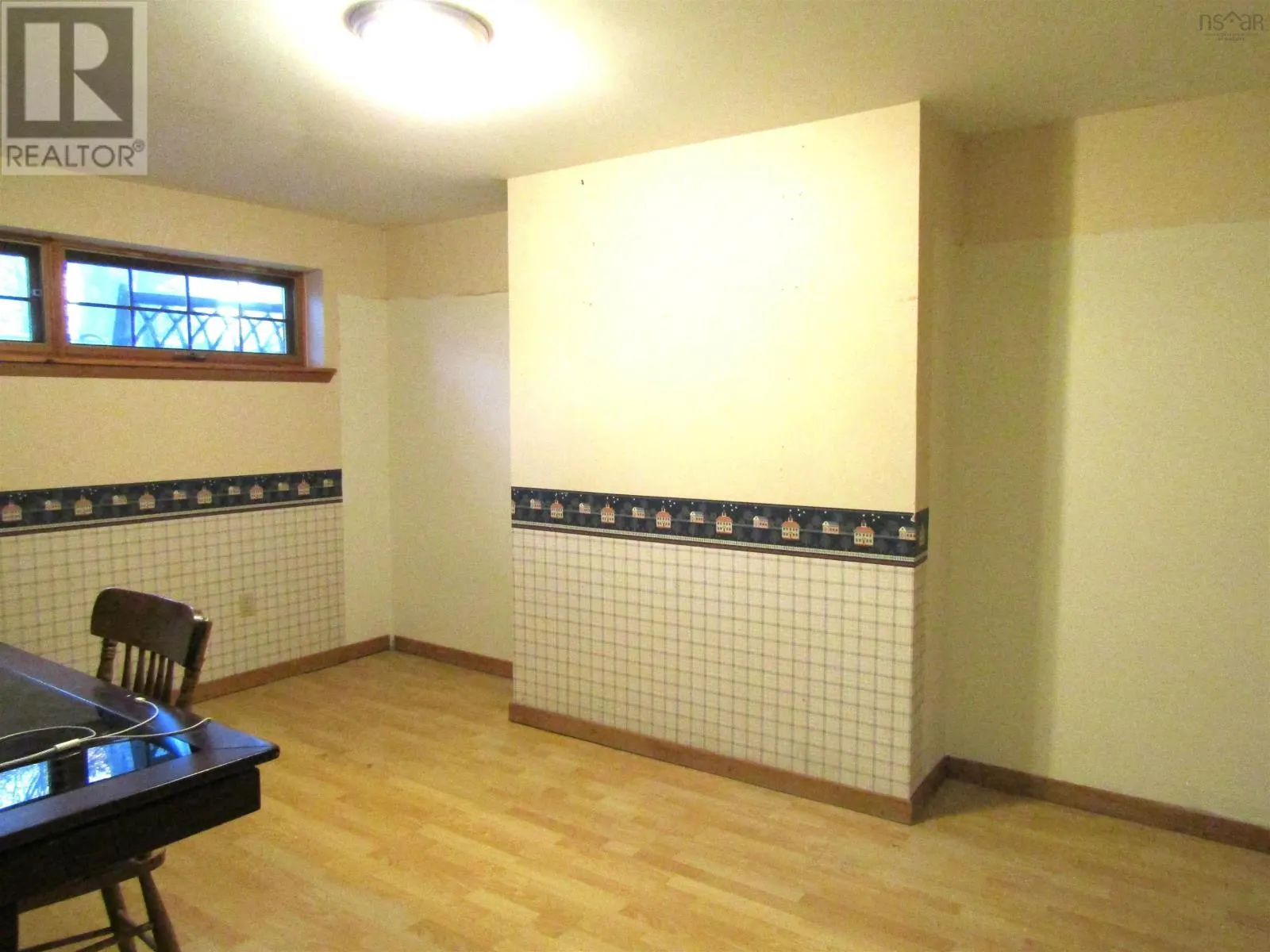 10 Amberwood Court