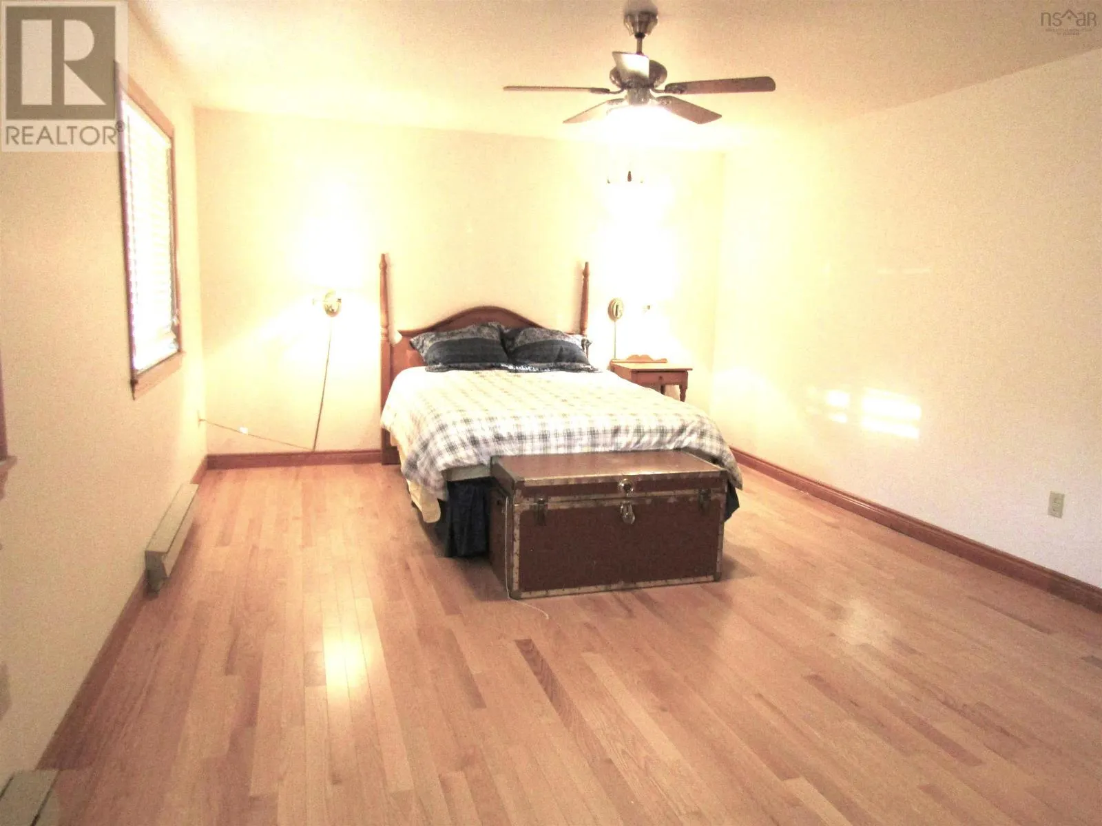 10 Amberwood Court