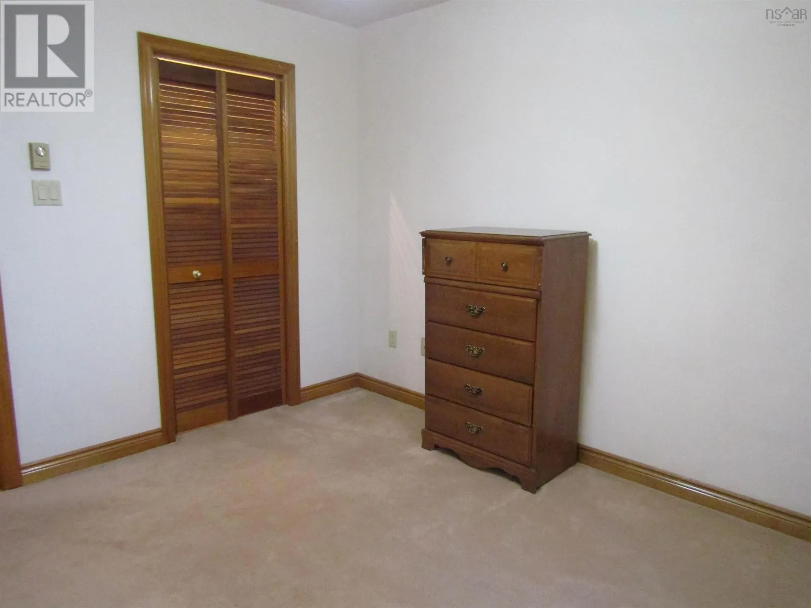 10 Amberwood Court