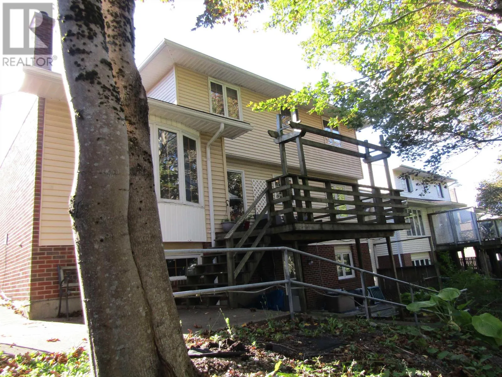 10 Amberwood Court