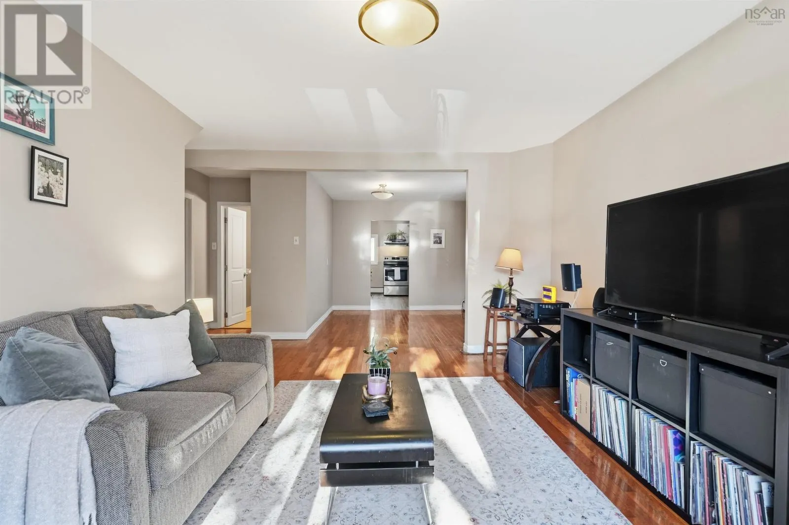 27 Symonds Street