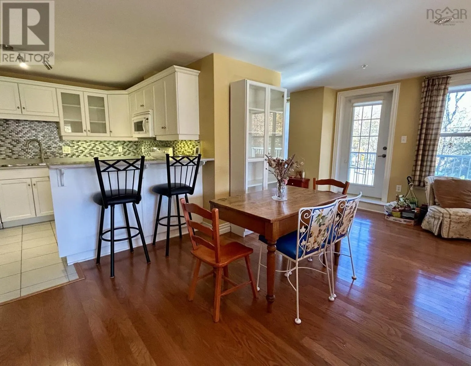 Unit 101 476 Main Street