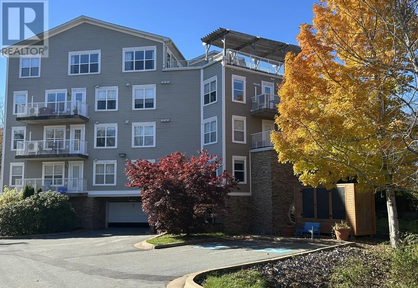 Unit 101 476 Main Street