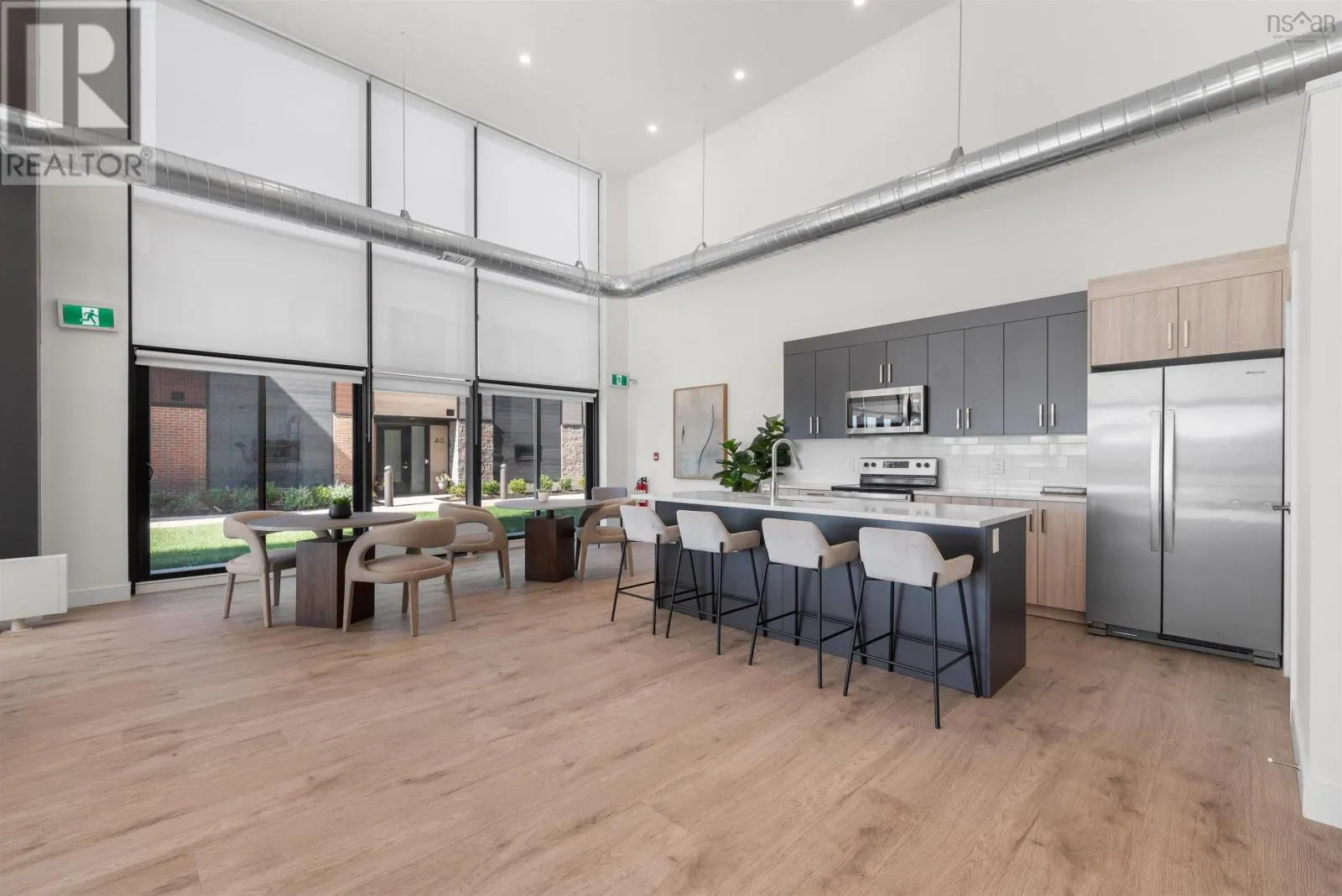 406 72 Seapoint Road
