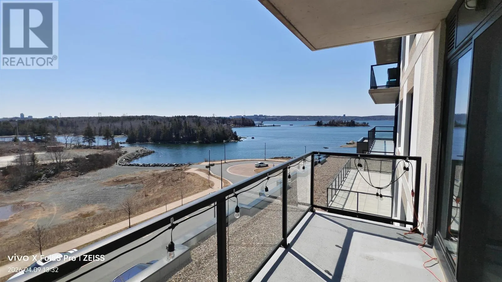 406 72 Seapoint Road