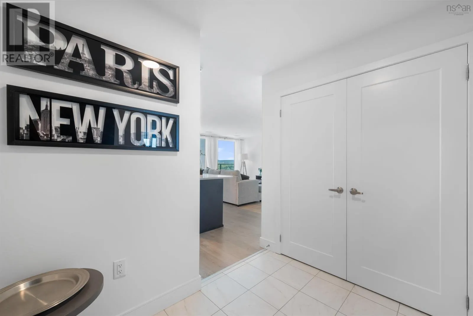 406 72 Seapoint Road