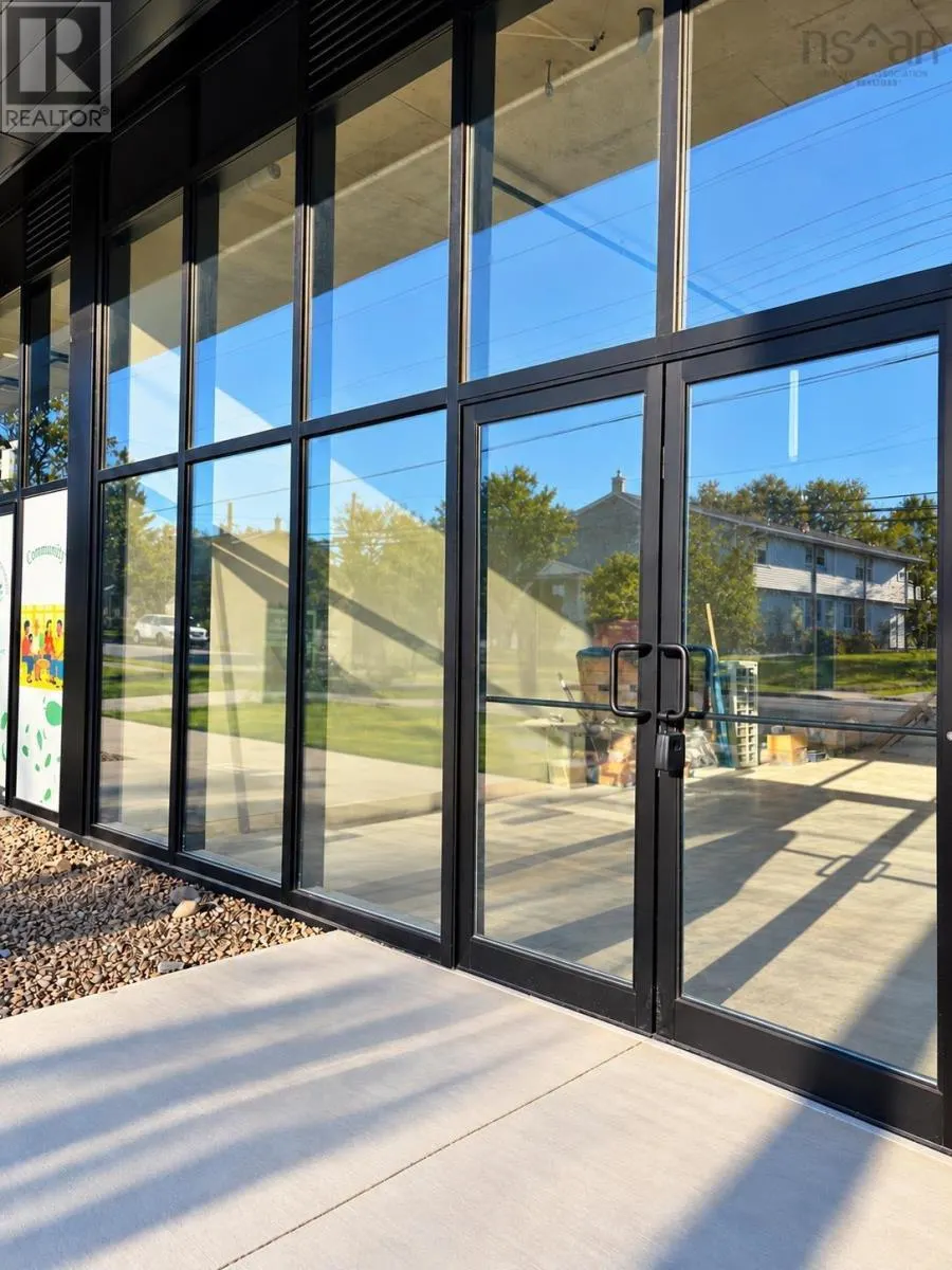 3 93 Caledonia Road