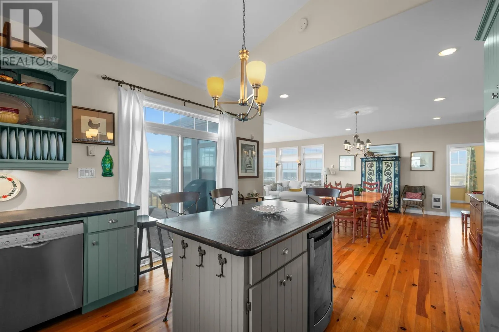 13 Lot of Five Avenue