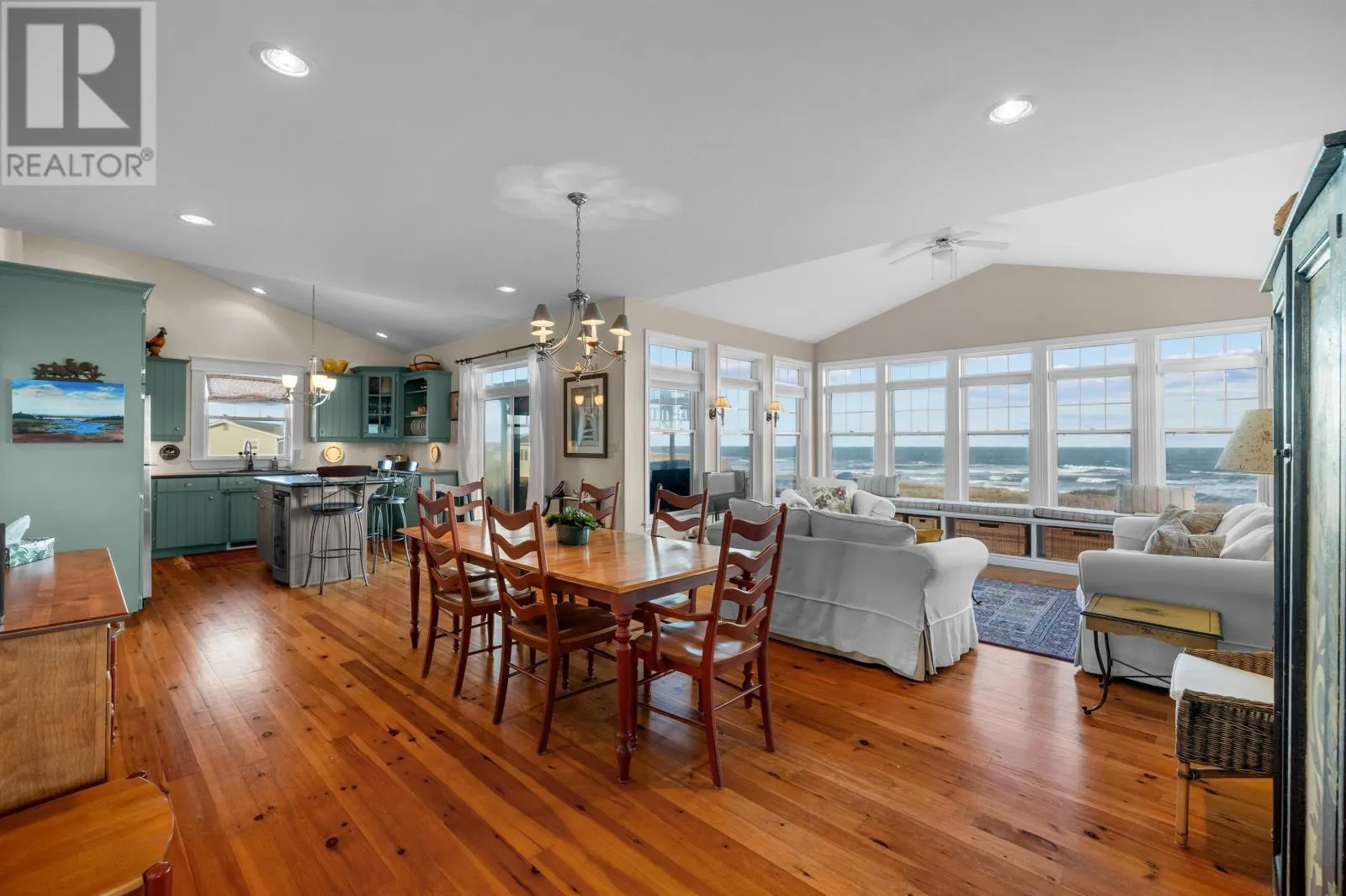 13 Lot of Five Avenue