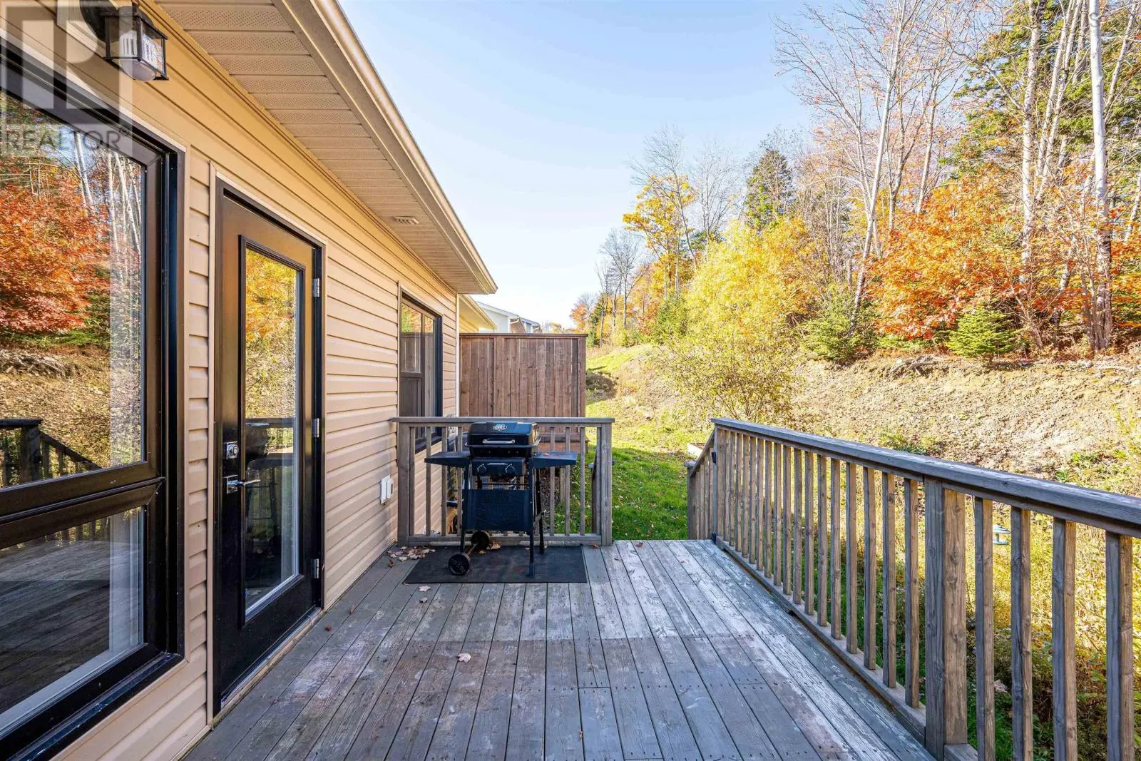 9 Crossfield Ridge