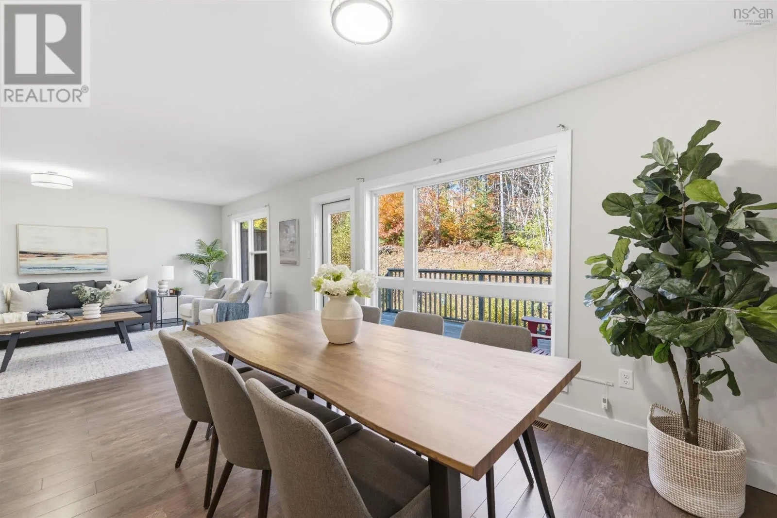 9 Crossfield Ridge