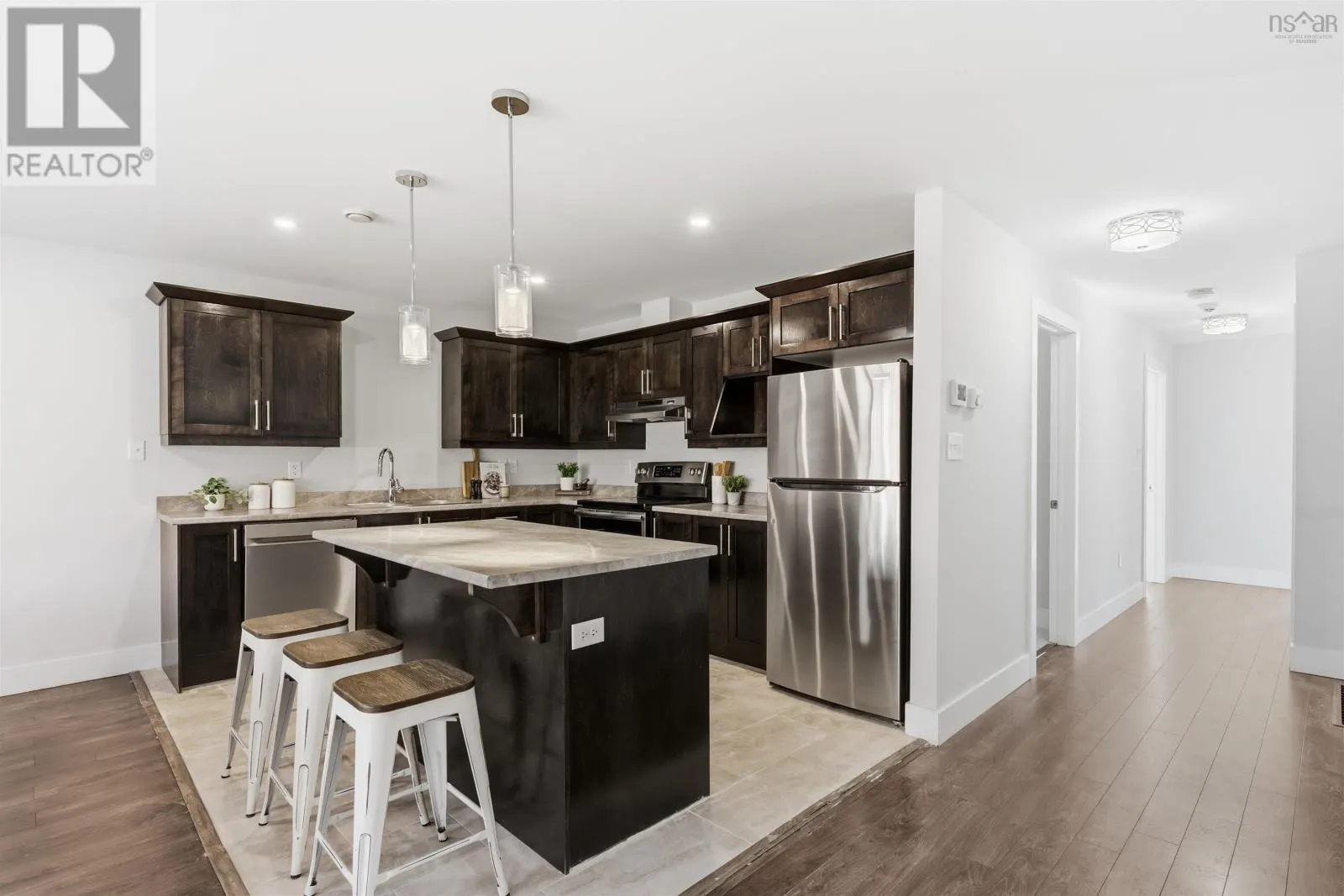 9 Crossfield Ridge