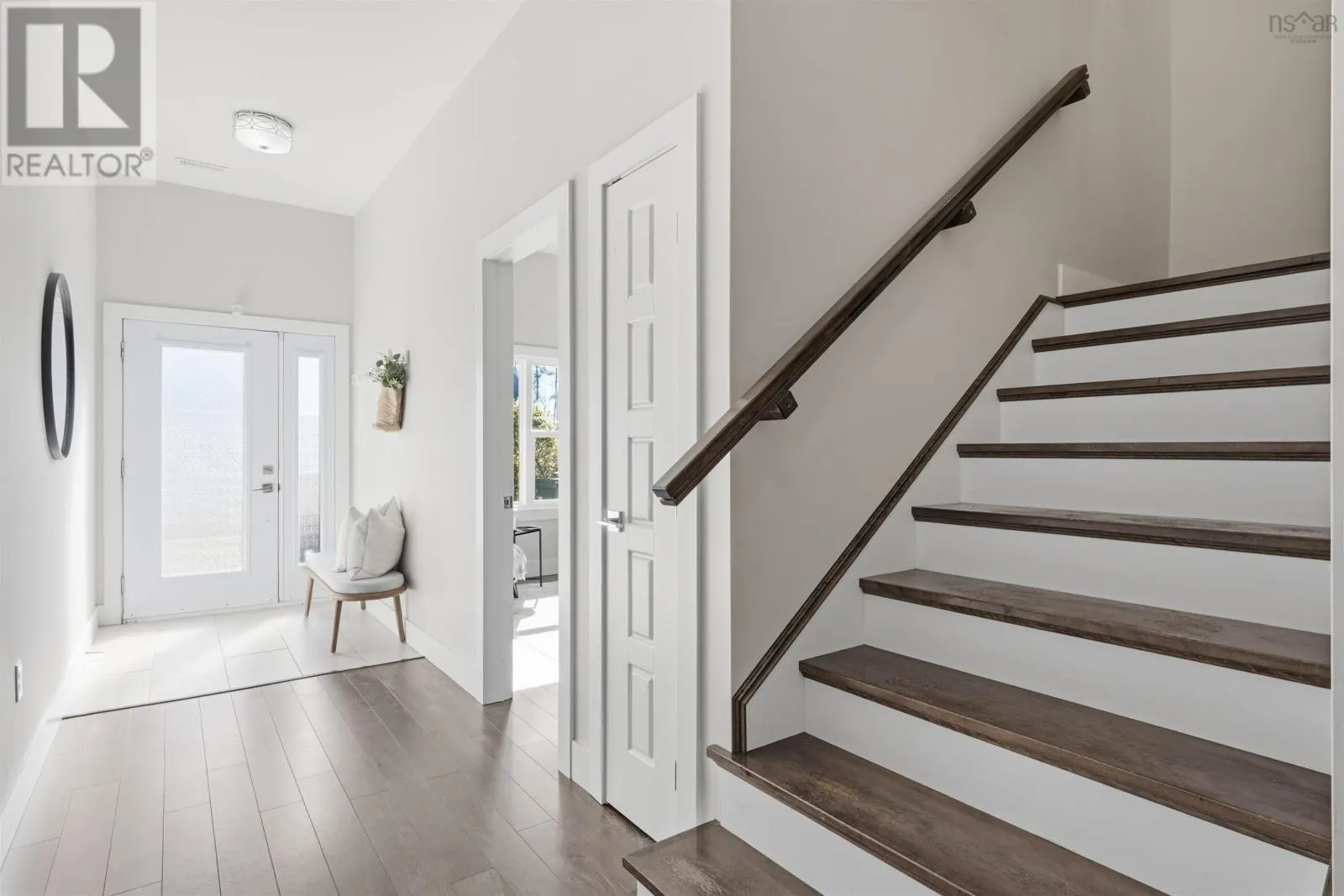 9 Crossfield Ridge