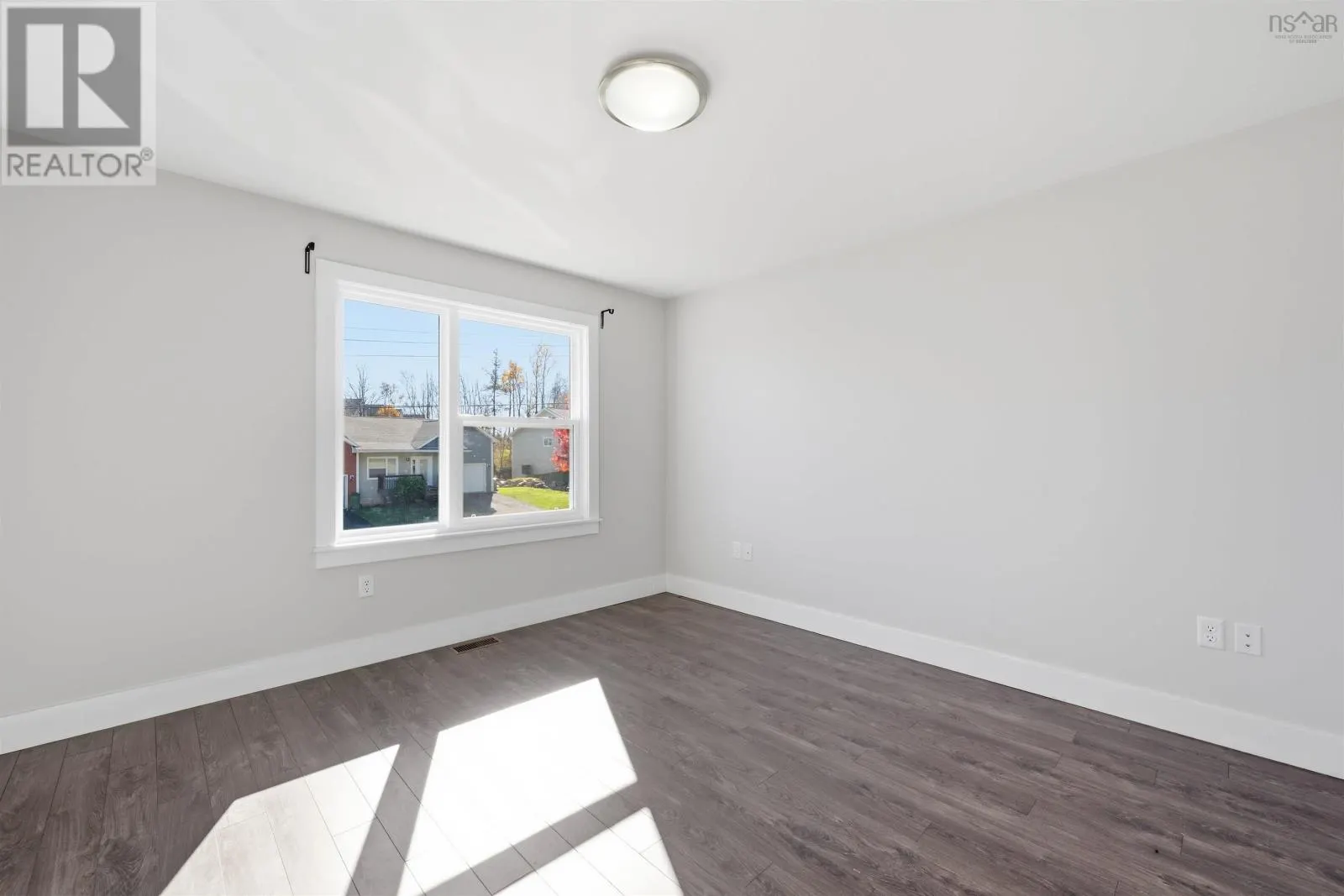9 Crossfield Ridge
