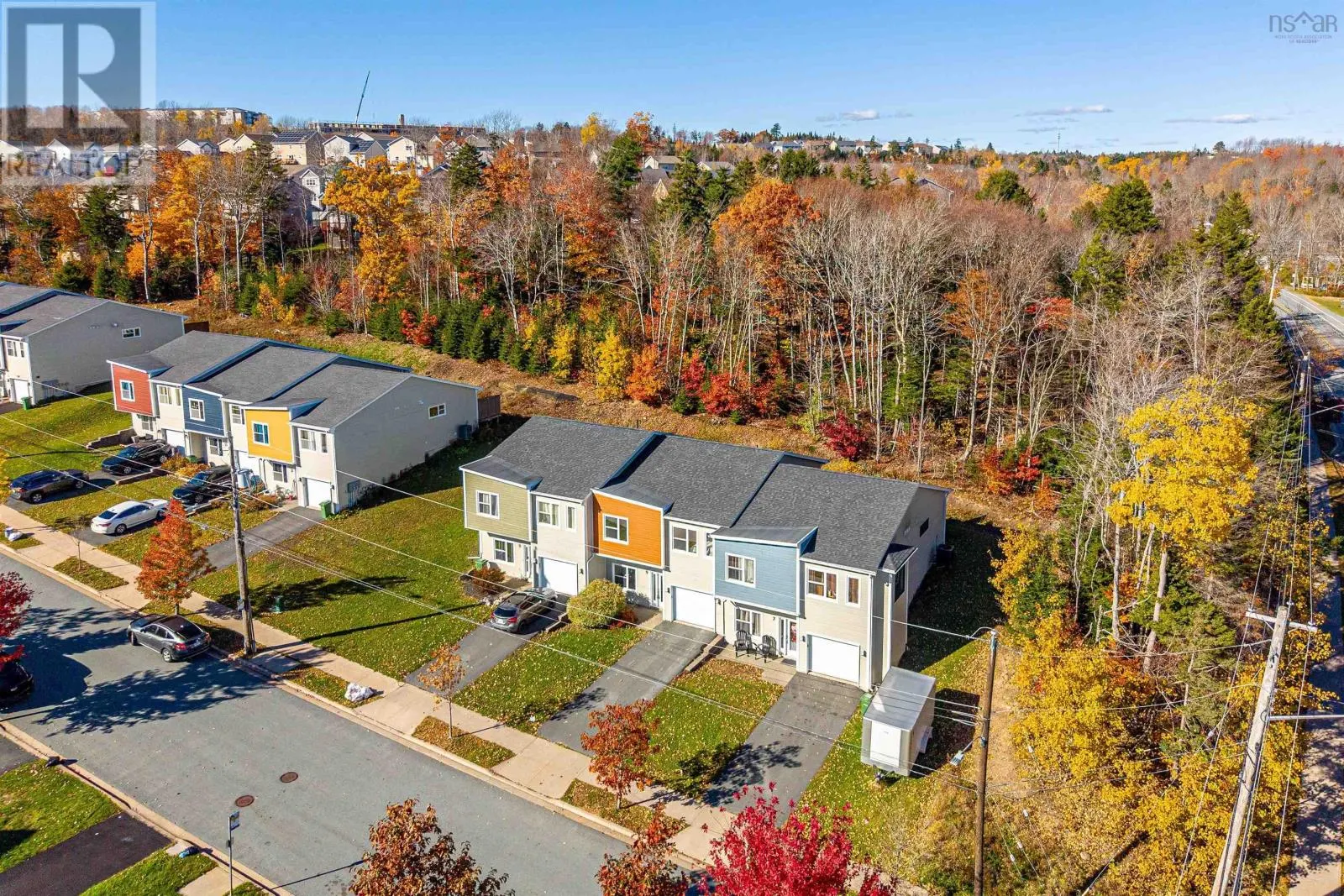 9 Crossfield Ridge