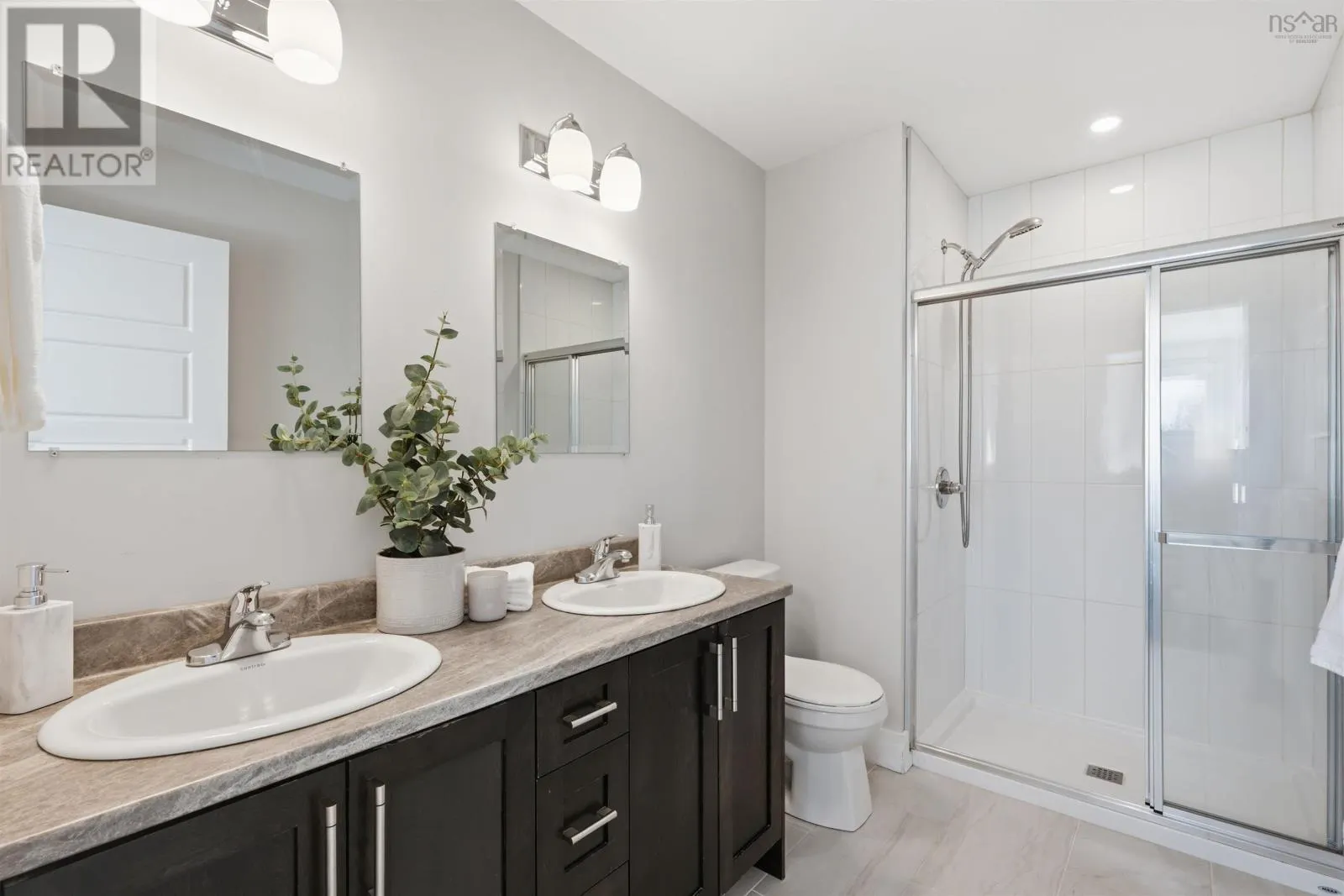 9 Crossfield Ridge
