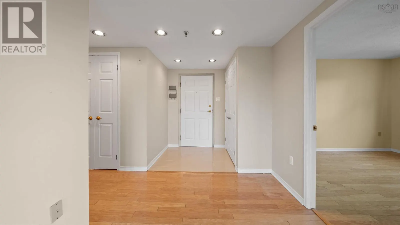 408 30 Brookdale Crescent