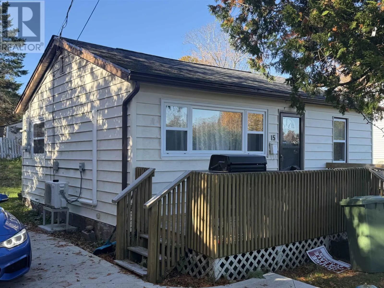 15 Holly Drive