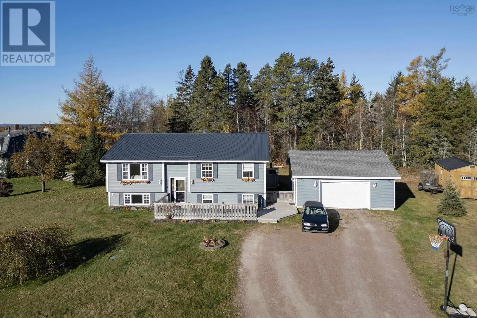 7 Burns Drive