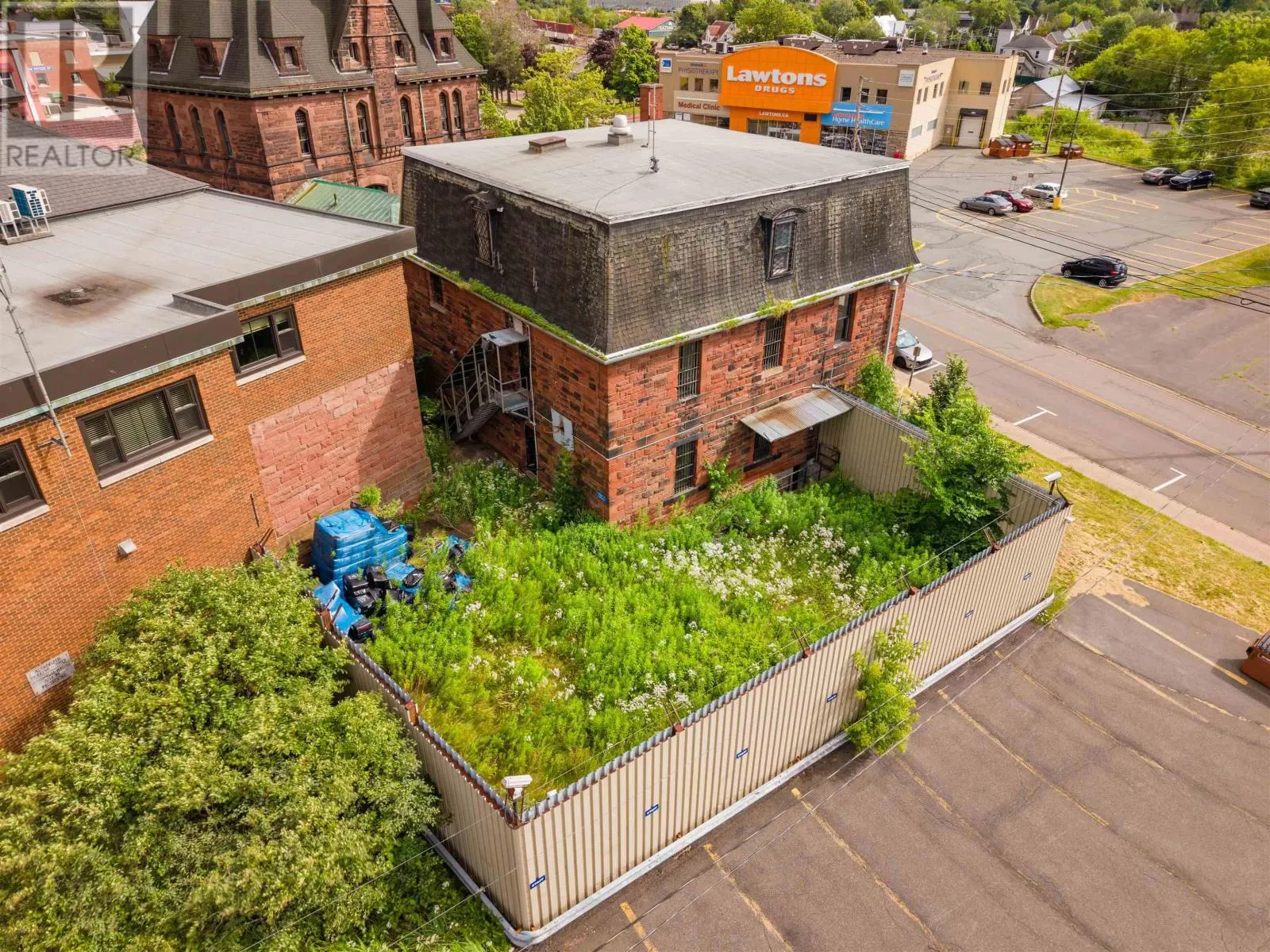 1 Lawrence Street