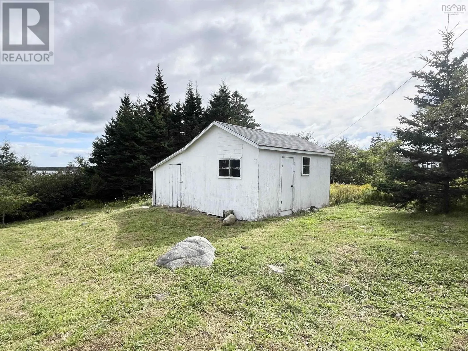 2105 Port Latour Road