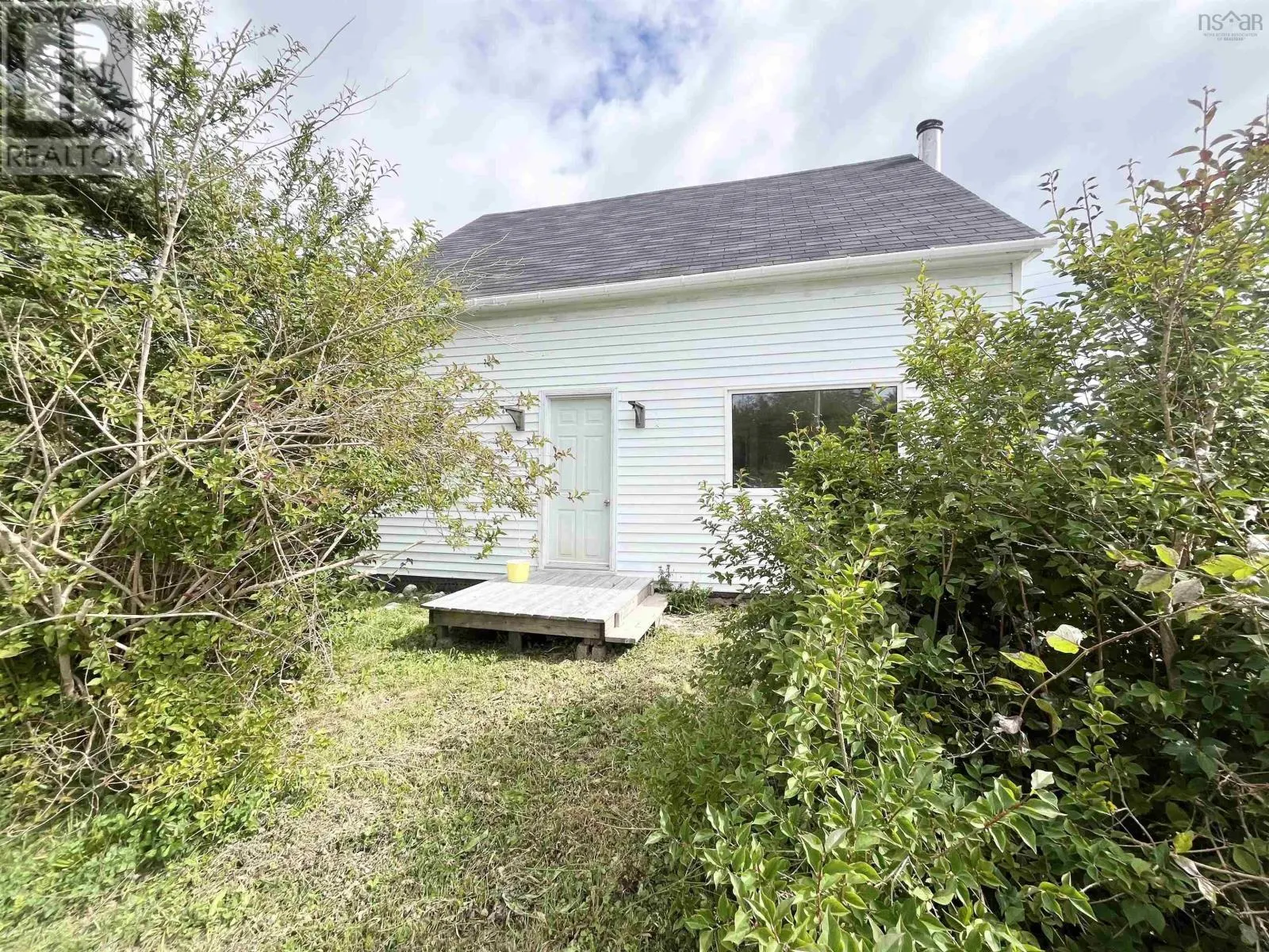 2105 Port Latour Road