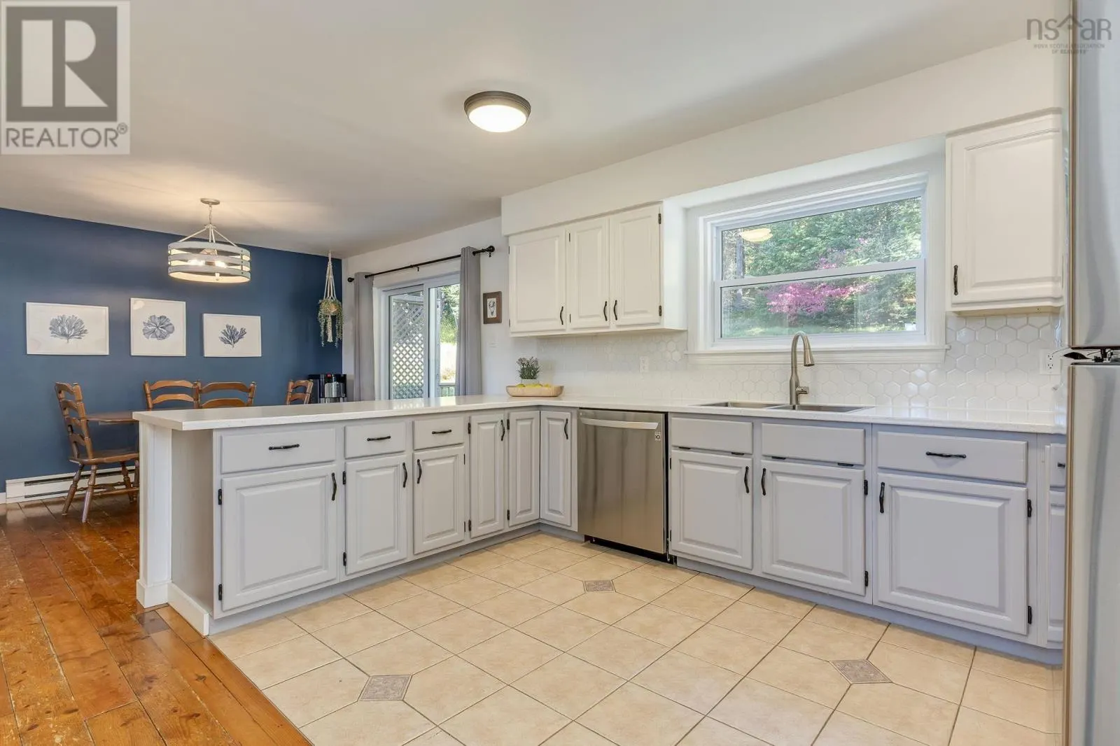 9625 St Margarets Bay Rd