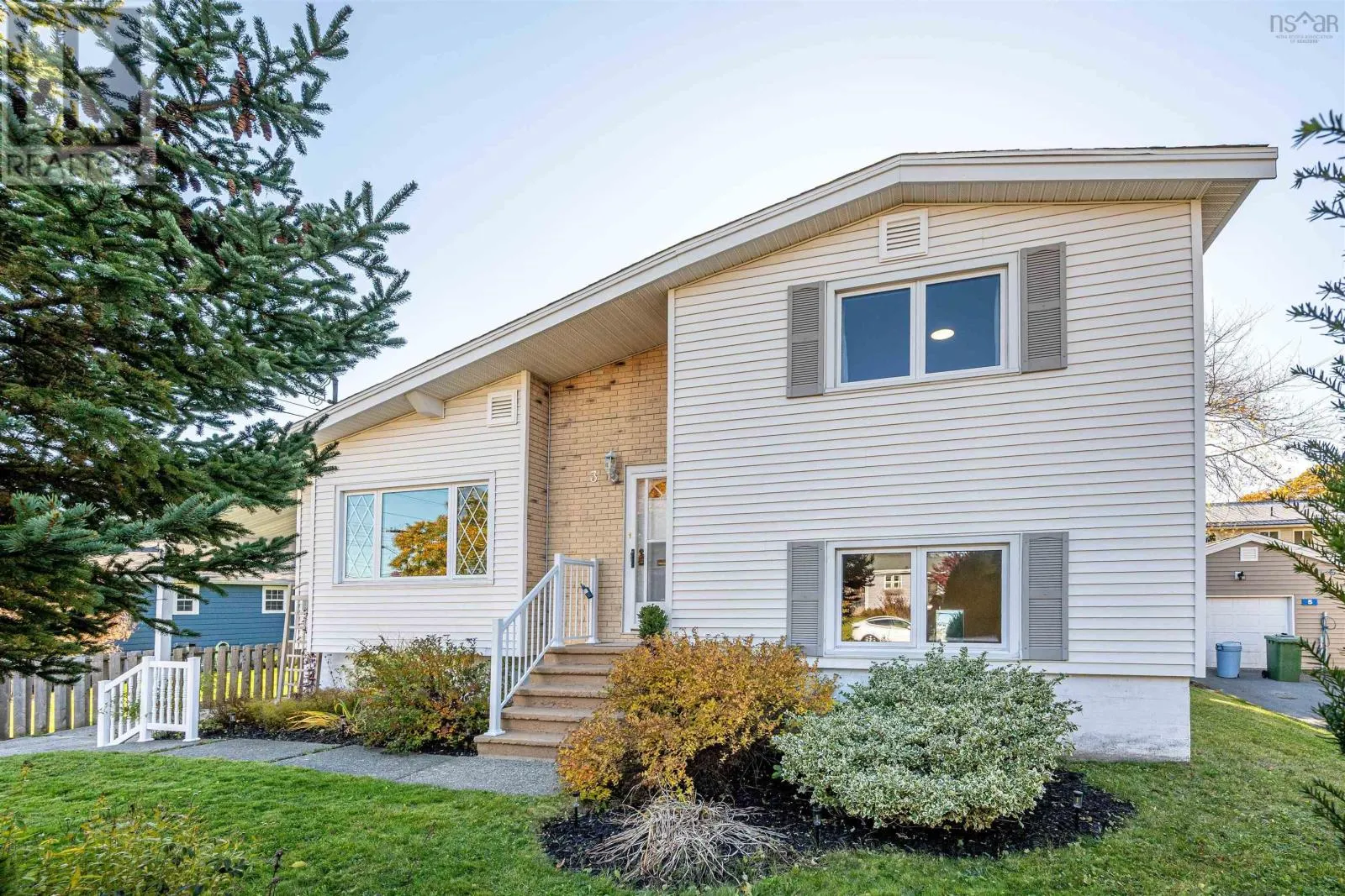 3 Leaman Drive