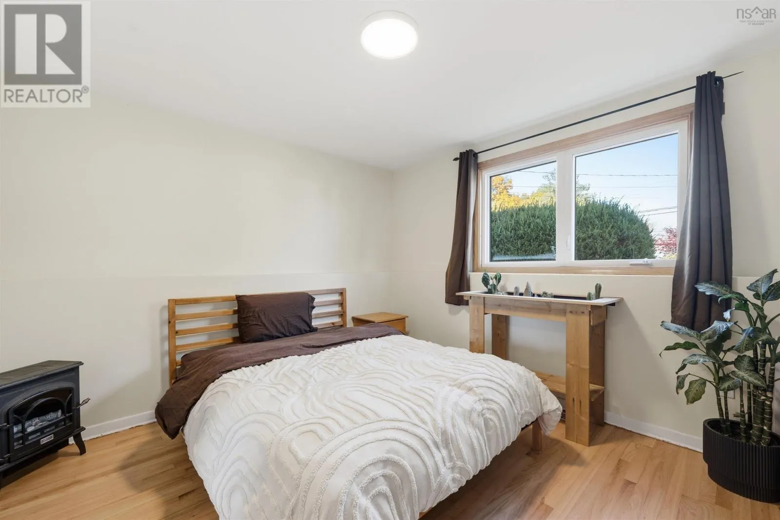 3 Leaman Drive