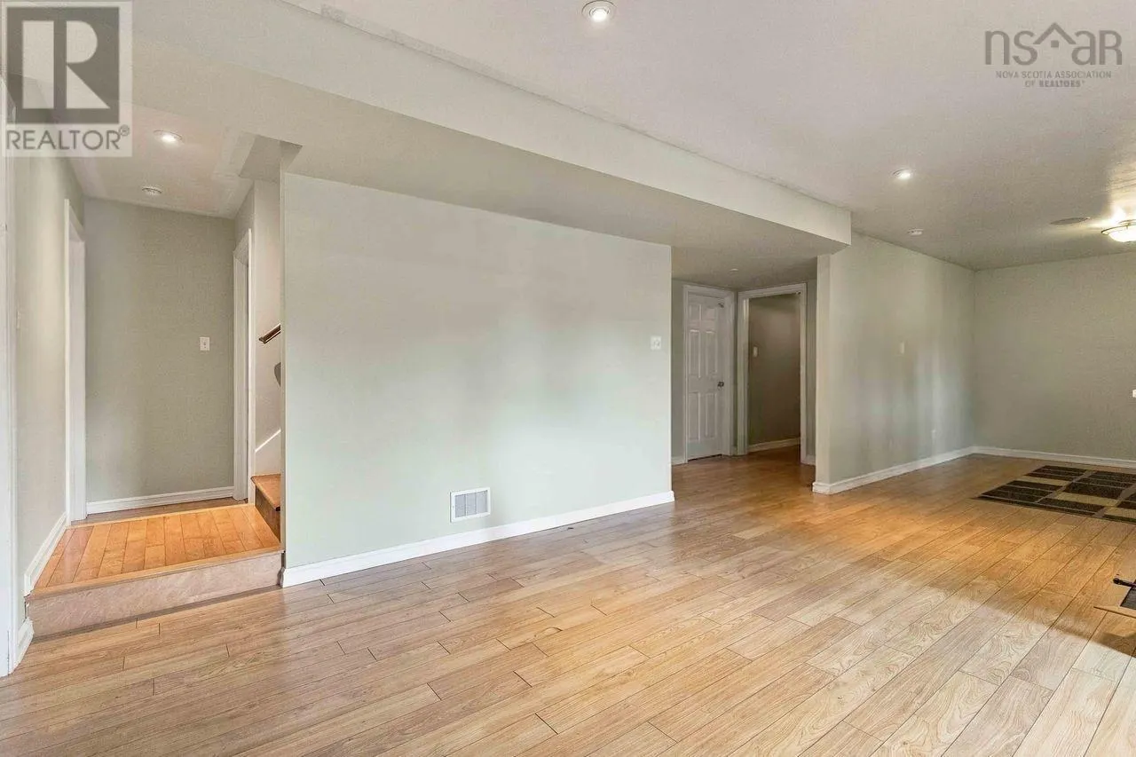 145 Meadow View Way NS