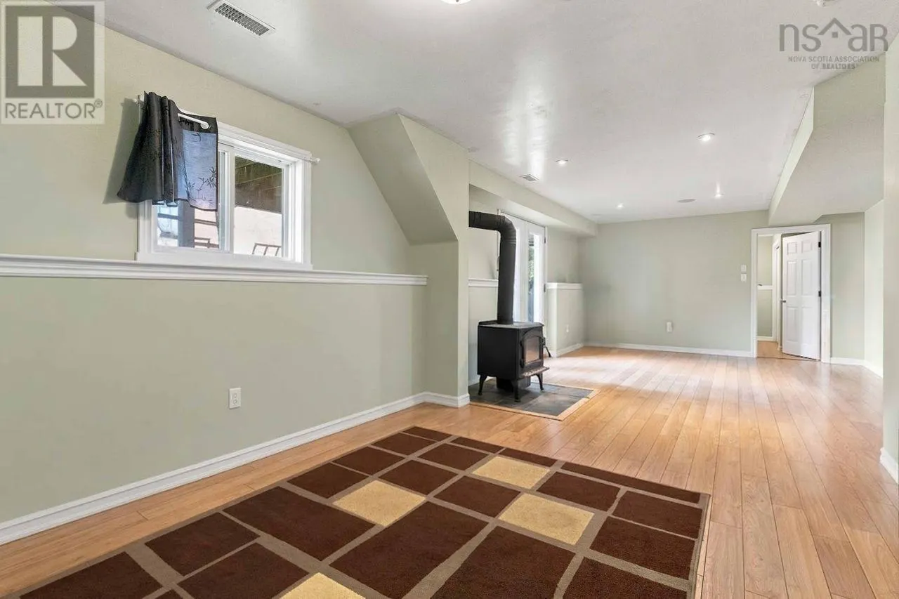 145 Meadow View Way NS