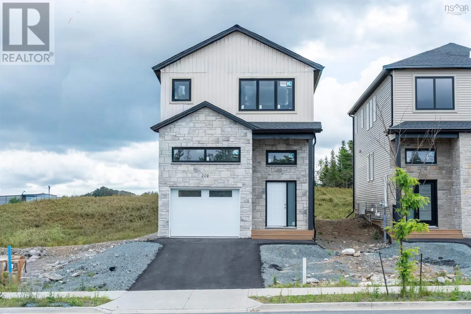 LW03 206 Lewis Drive