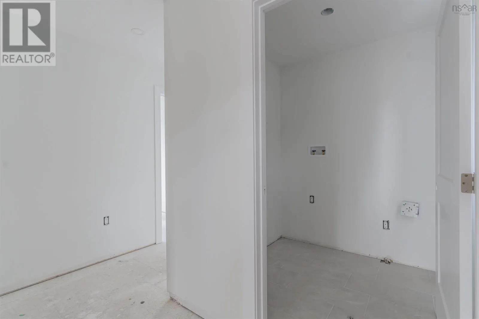 LW03 206 Lewis Drive