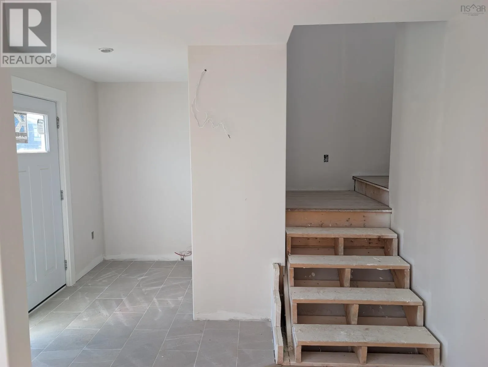 253 Alabaster Way
