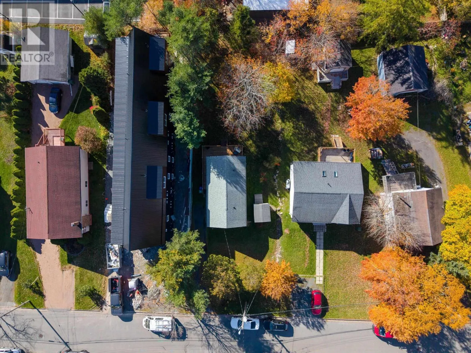21 River Road